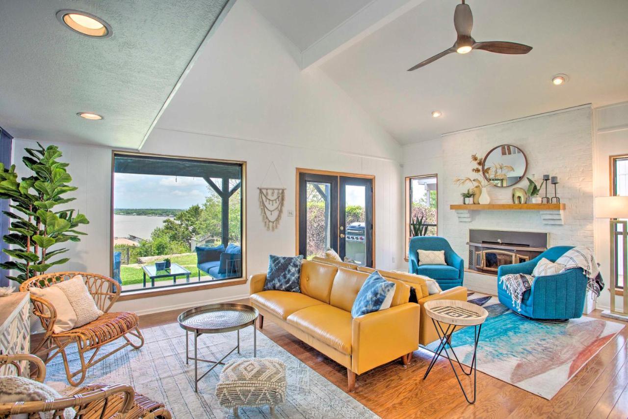 Chic Lakefront Granbury Getaway With Private Dock! Bagian luar foto